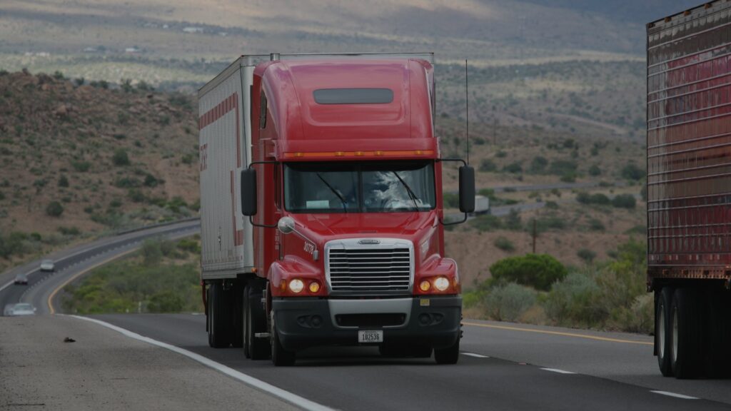 Kajea car tracking services